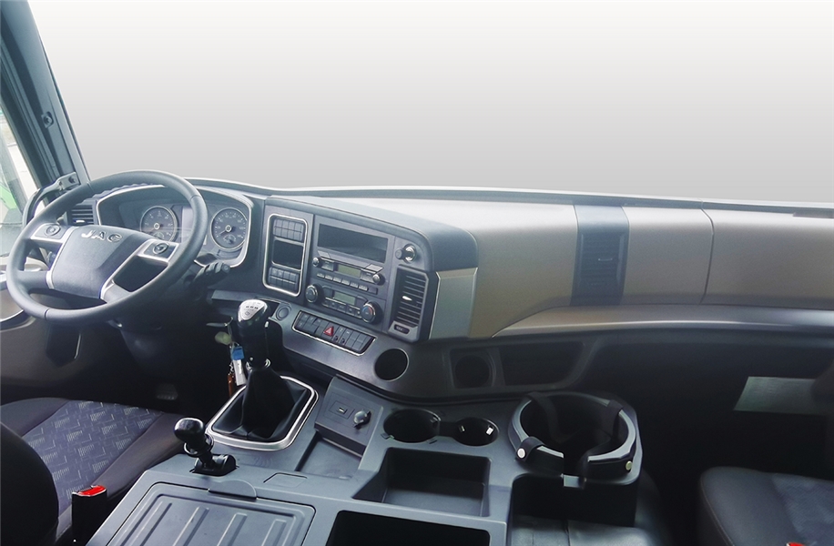 卡車儀表臺